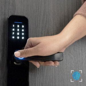 reconocimiento de huella en cerradura smart hxc 01